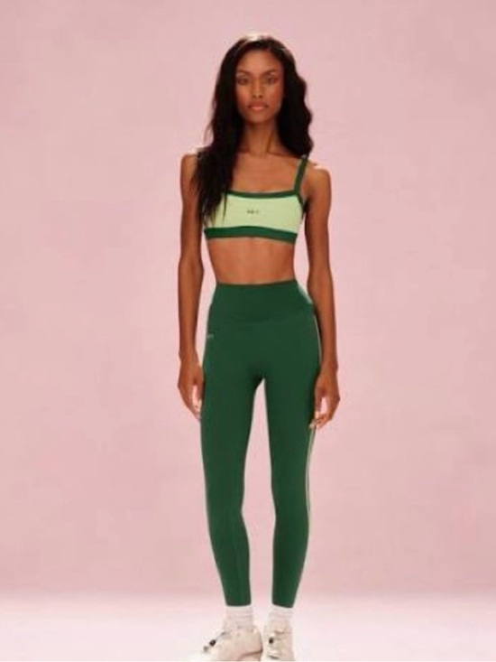 SET Active Pants - NWT SET Active - SPORTBODY® SPORTY STRIPE
LEGGINGS - LAWN